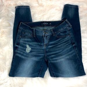 EUC Torrid Ultra Skinny Distressed Jeans